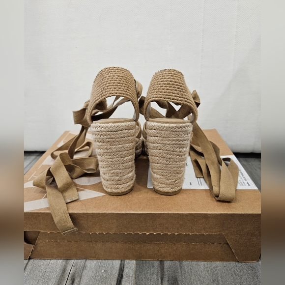 100% Sheep/ Suede Leather LACE-UP WEDGE SANDALS By Zara - Picture 9 of 10